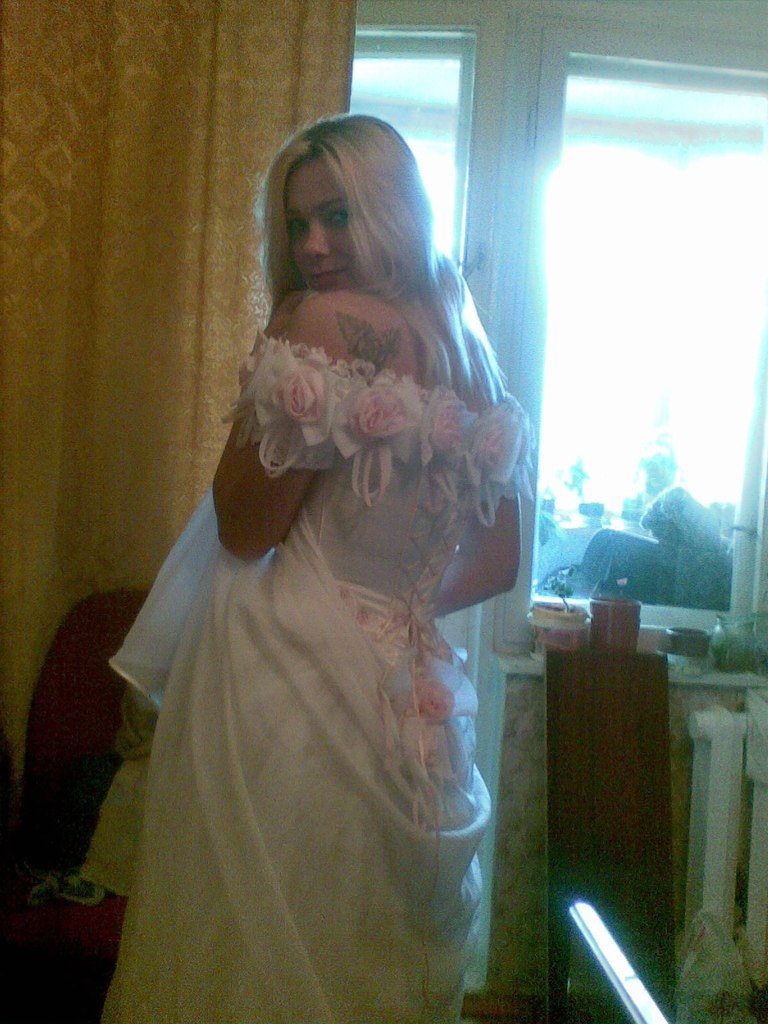 невеста с тату